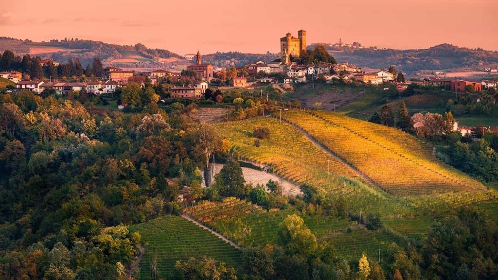 Le Langhe: un percorso tra benessere, natura, e prelibatezze enogastronomiche