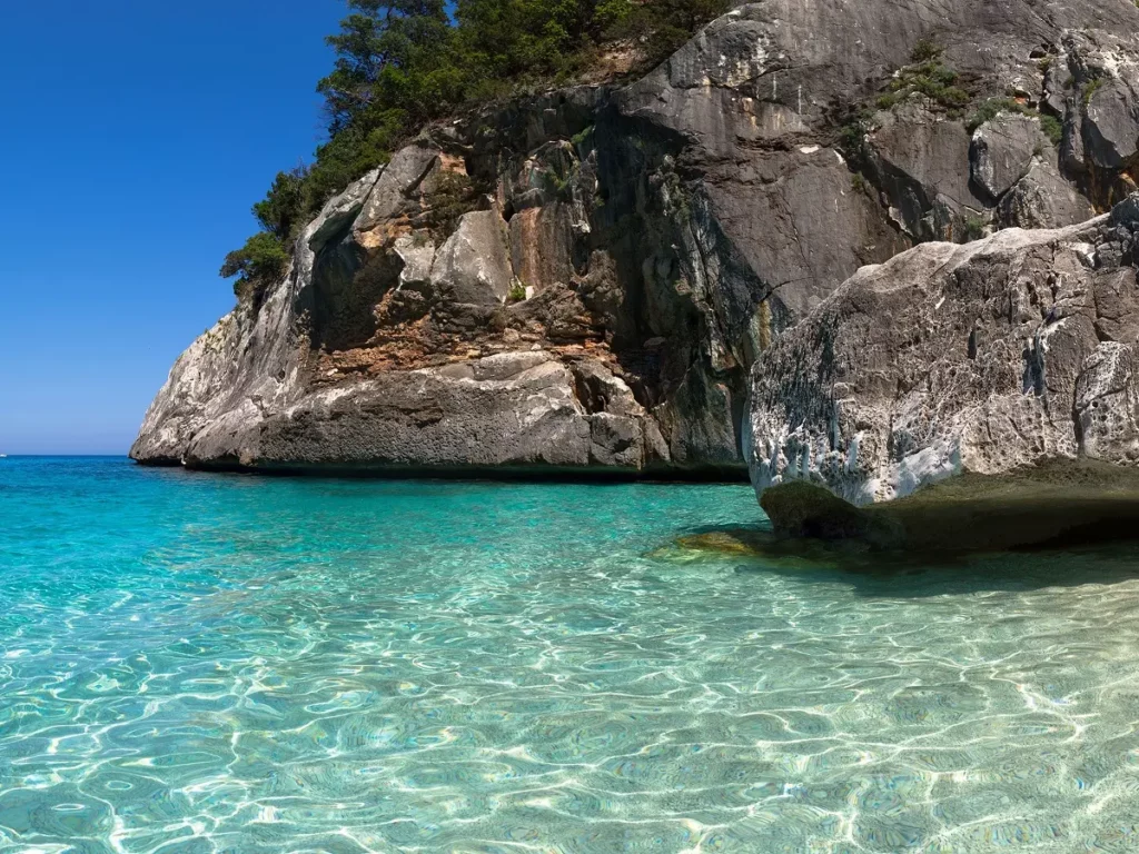 Settimana in Sardegna a Cala Ginepro per single